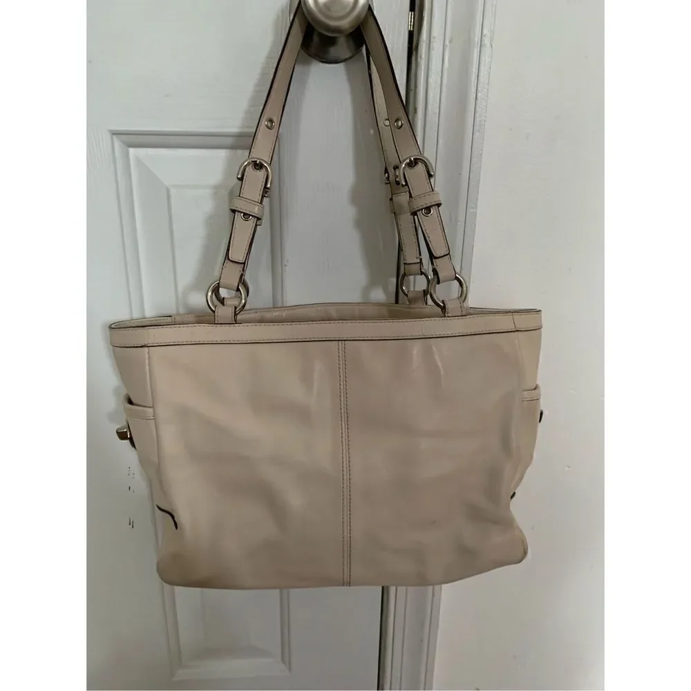 Coach off white or cream shoulder bag